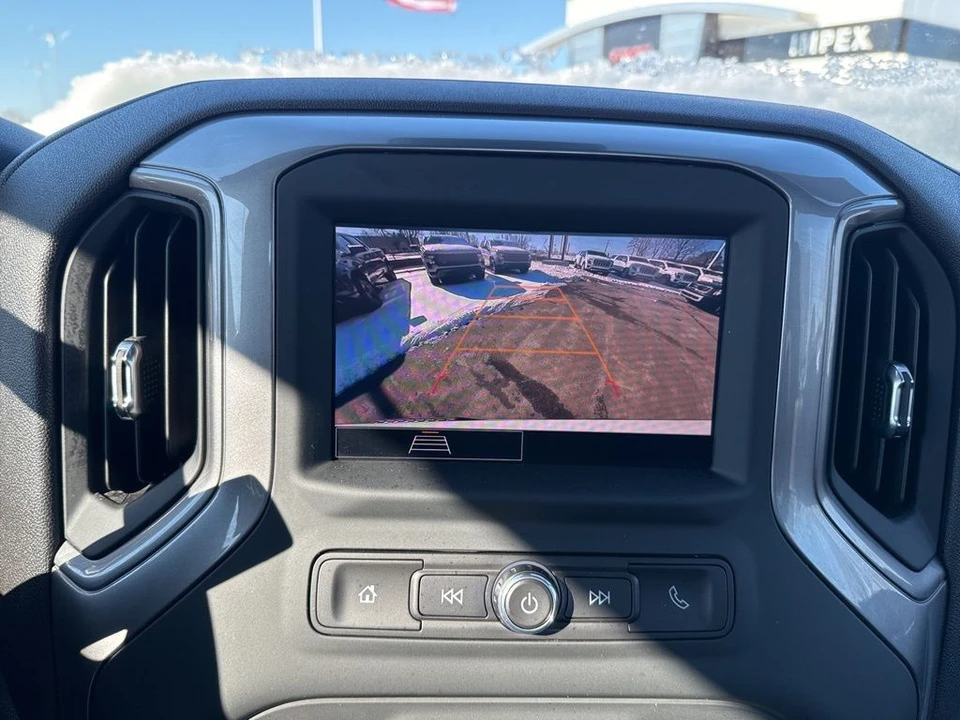 2024 Chevrolet Silverado 4th Gen - Image 15 of 21