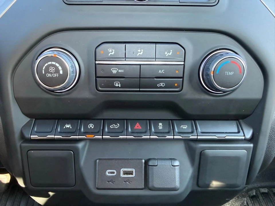 2024 Chevrolet Silverado 4th Gen - Image 15 of 21