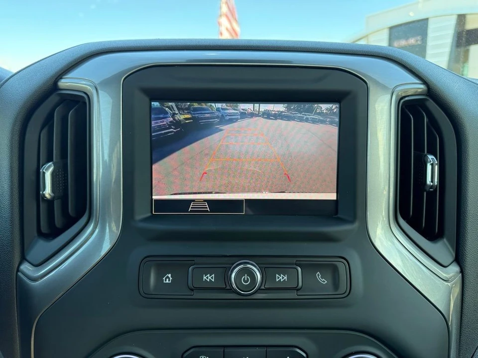2024 Chevrolet Silverado 4th Gen - Image 16 of 21