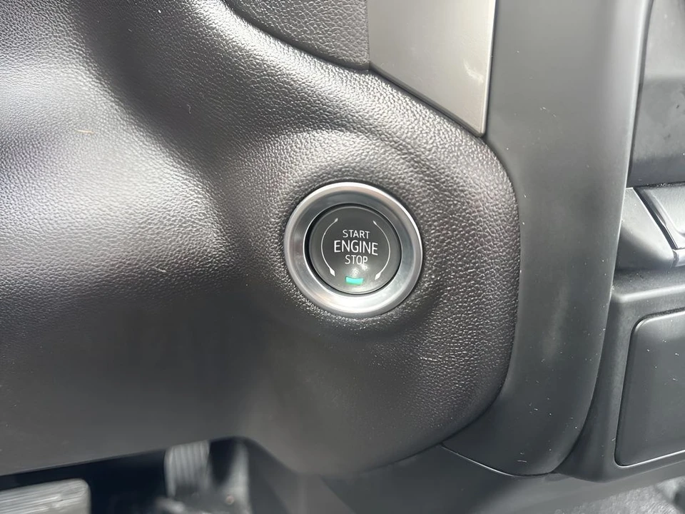 2024 Chevrolet Silverado 4th Gen - Image 17 of 21