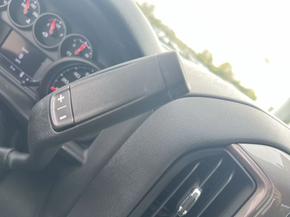 2024 Chevrolet Silverado 4th Gen - Image 15 of 21