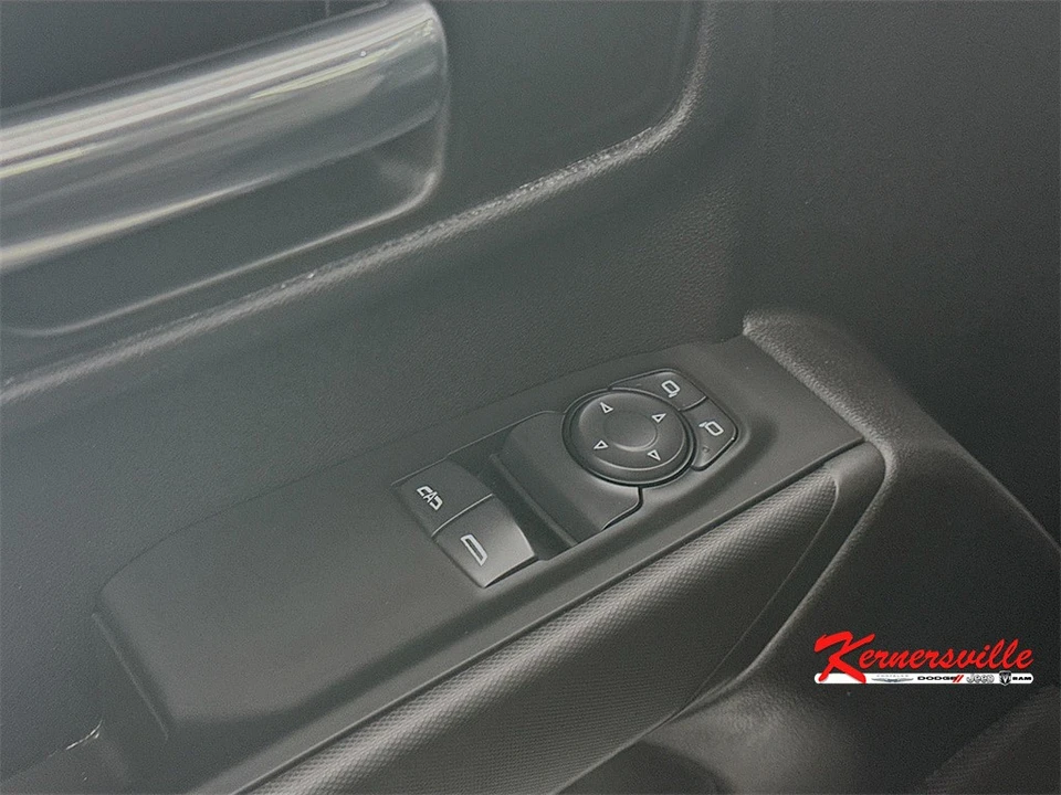 2024 Chevrolet Silverado 4th Gen - Image 18 of 21