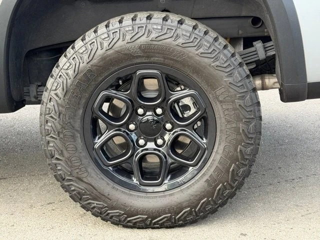 2024 Chevrolet Silverado 4th Gen - Image 15 of 21