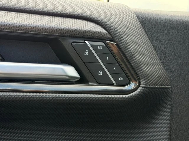 2024 Chevrolet Silverado 4th Gen - Image 18 of 21