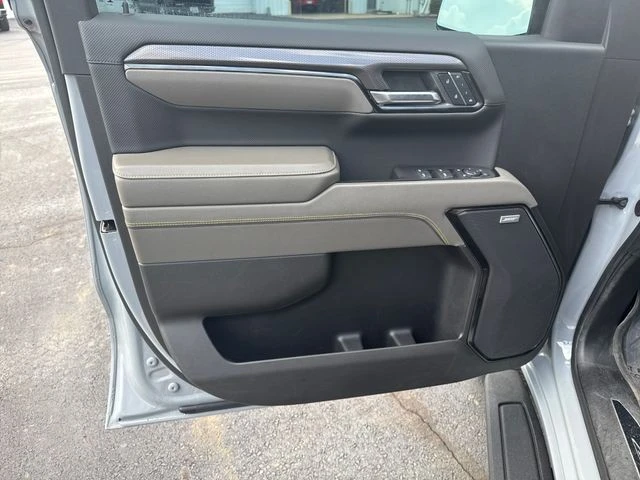 2024 Chevrolet Silverado 4th Gen - Image 17 of 21