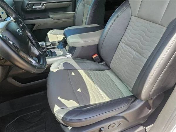 2024 Chevrolet Silverado 4th Gen - Image 15 of 21