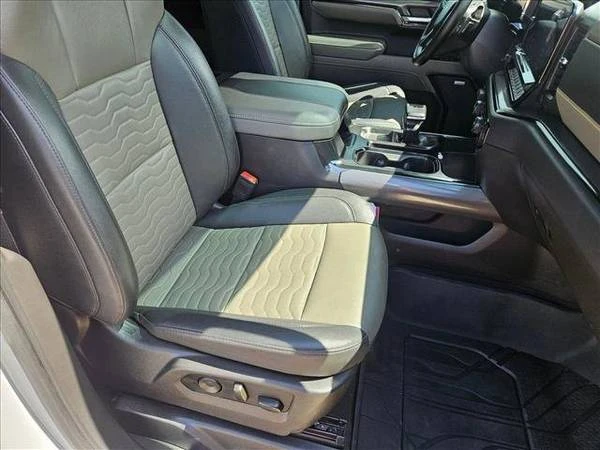 2024 Chevrolet Silverado 4th Gen - Image 21 of 21