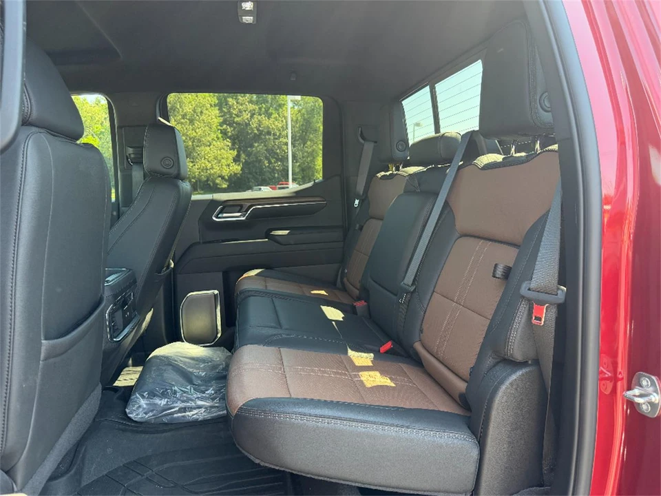 2024 Chevrolet Silverado 4th Gen - Image 23 of 31