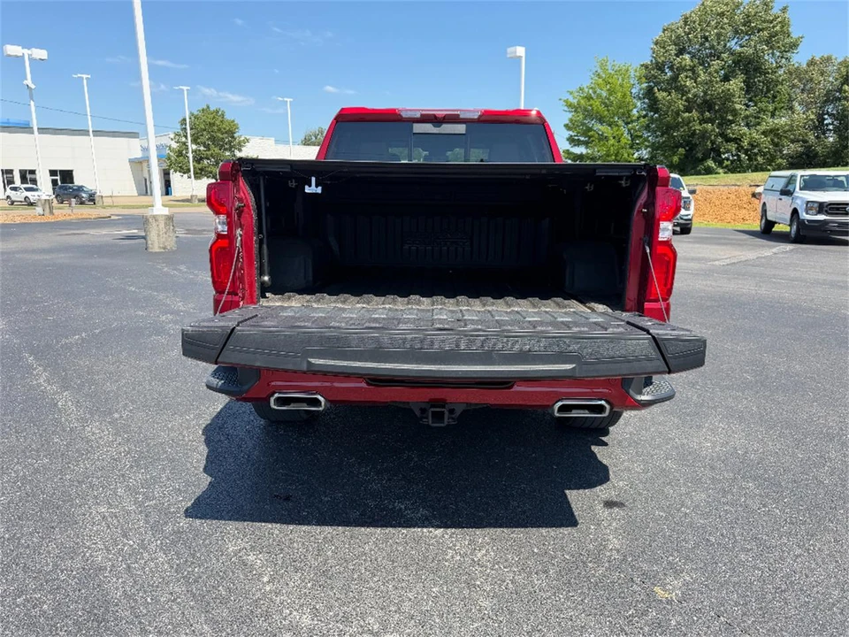 2024 Chevrolet Silverado 4th Gen - Image 12 of 31