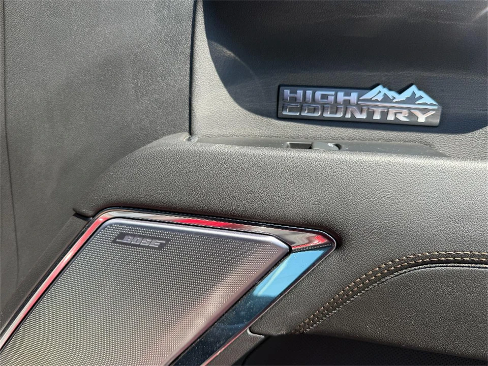 2024 Chevrolet Silverado 4th Gen - Image 20 of 31