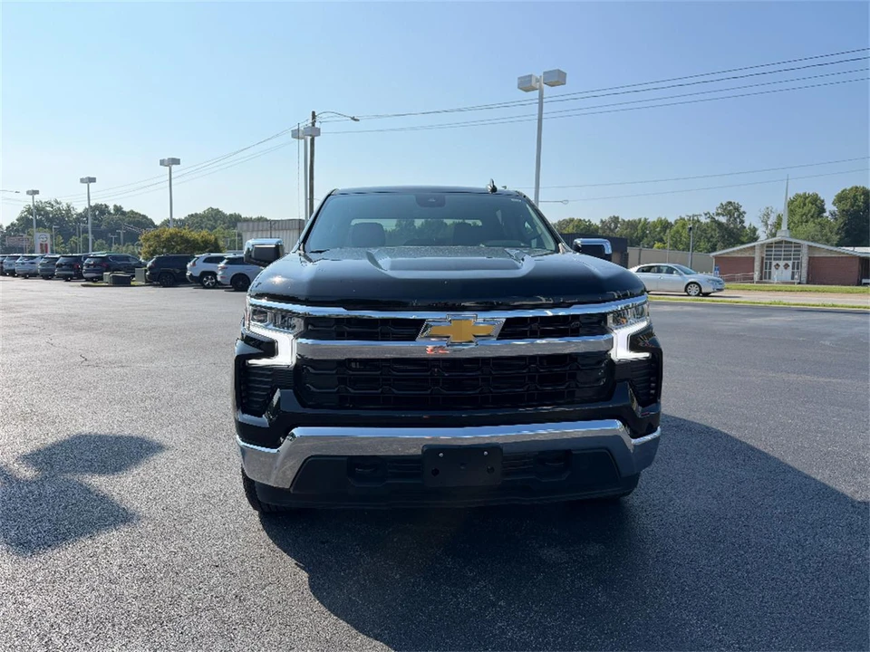 2024 Chevrolet Silverado 4th Gen - Image 2 of 31