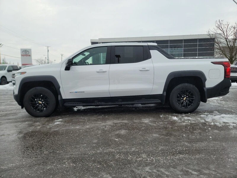 2024 Chevrolet Silverado - Image 15 of 20