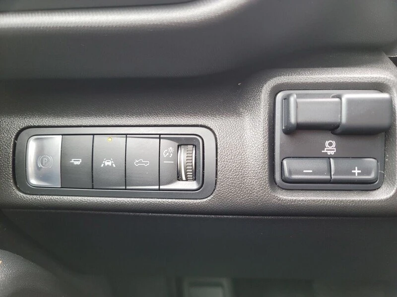 2024 Chevrolet Silverado - Image 8 of 20