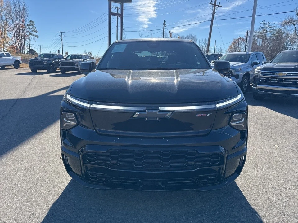 2024 Chevrolet Silverado - Image 8 of 12