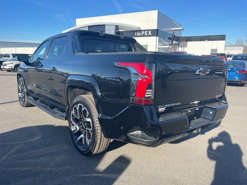 2024 Chevrolet Silverado - Image 3 of 12