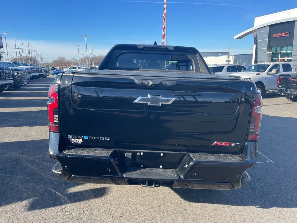 2024 Chevrolet Silverado - Image 4 of 12