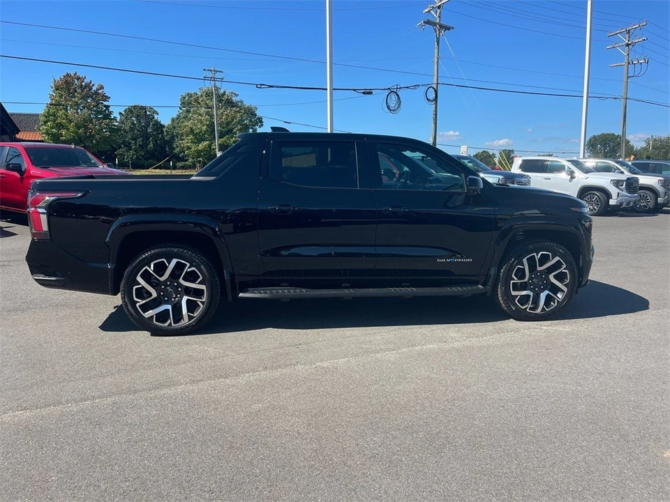 2024 Chevrolet Silverado - Image 6 of 12