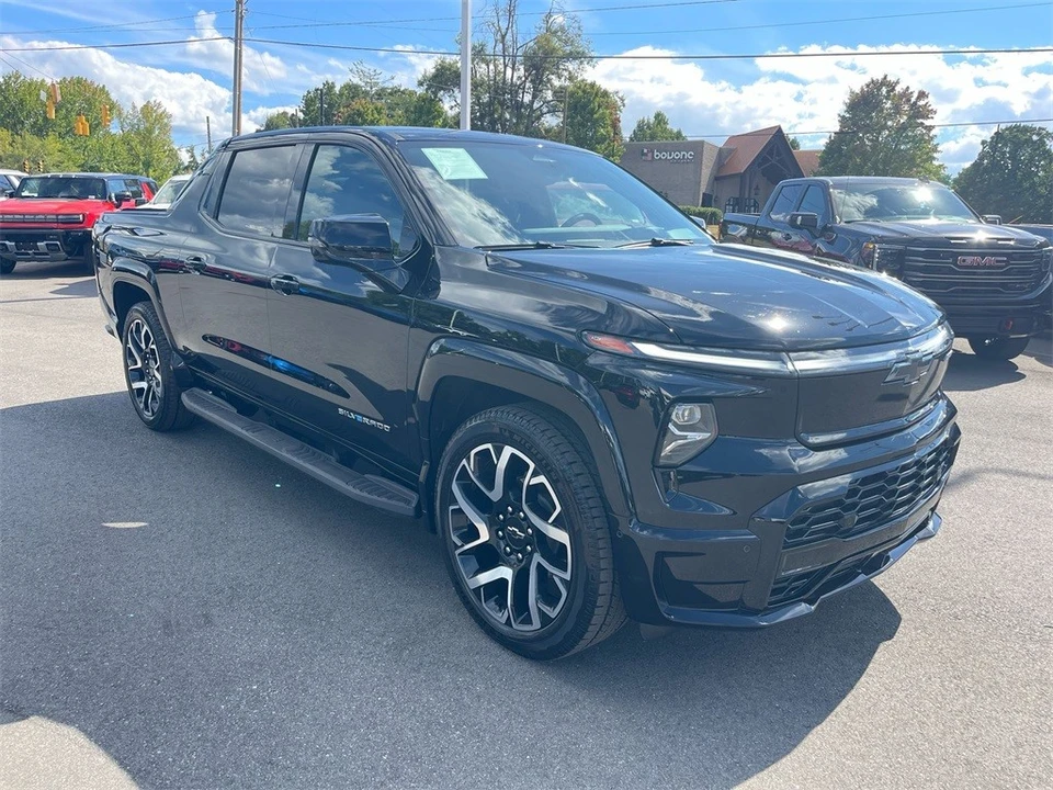 2024 Chevrolet Silverado - Image 7 of 12