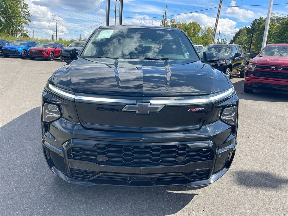 2024 Chevrolet Silverado - Image 8 of 12
