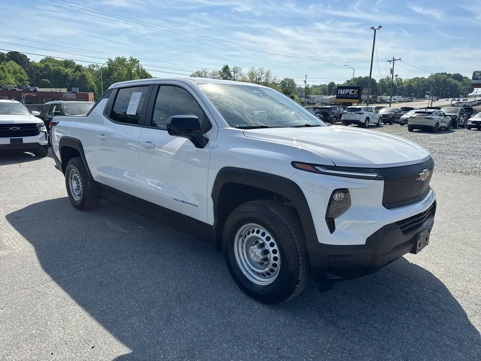 2024 Chevrolet Silverado - Image 7 of 21