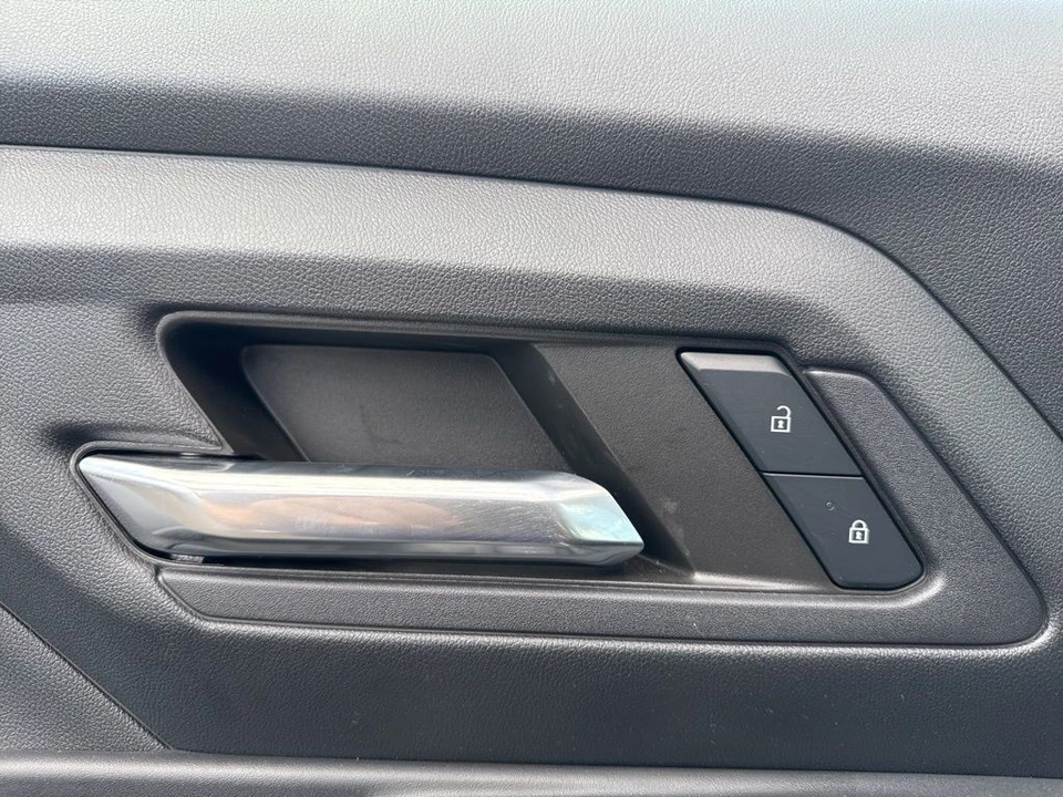 2024 Chevrolet Silverado 4th Gen - Image 10 of 31