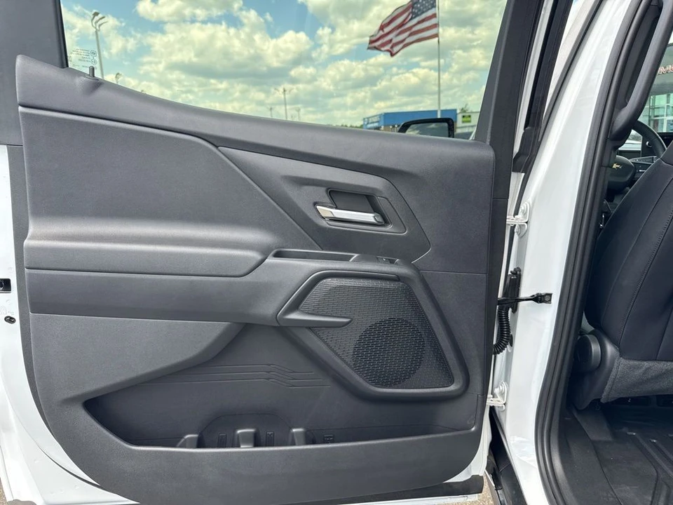 2024 Chevrolet Silverado 4th Gen - Image 26 of 31