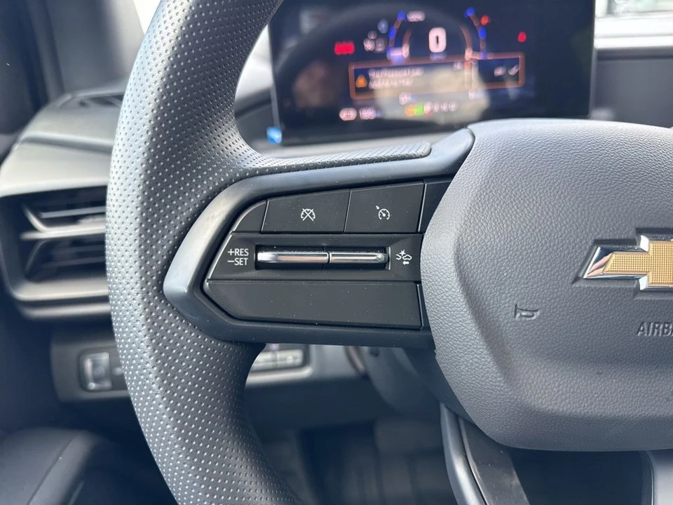2024 Chevrolet Silverado 4th Gen - Image 15 of 31