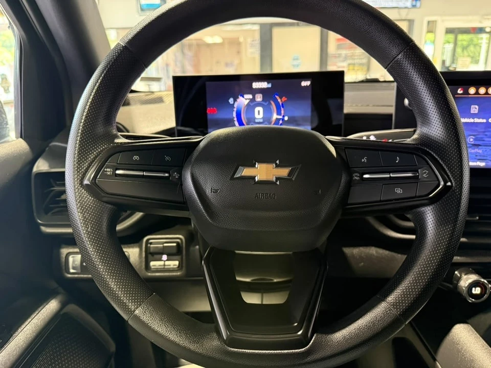 2024 Chevrolet - Image 11 of 31