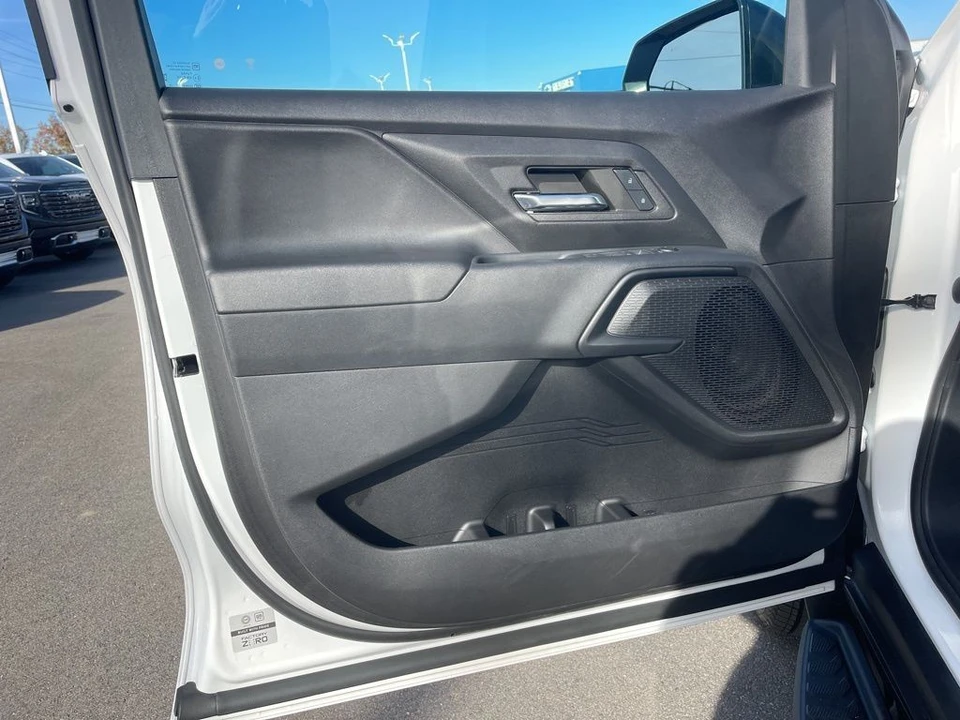 2024 Chevrolet Silverado - Image 9 of 12