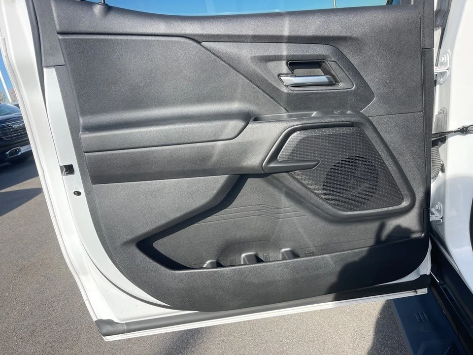 2024 Chevrolet Silverado - Image 11 of 12