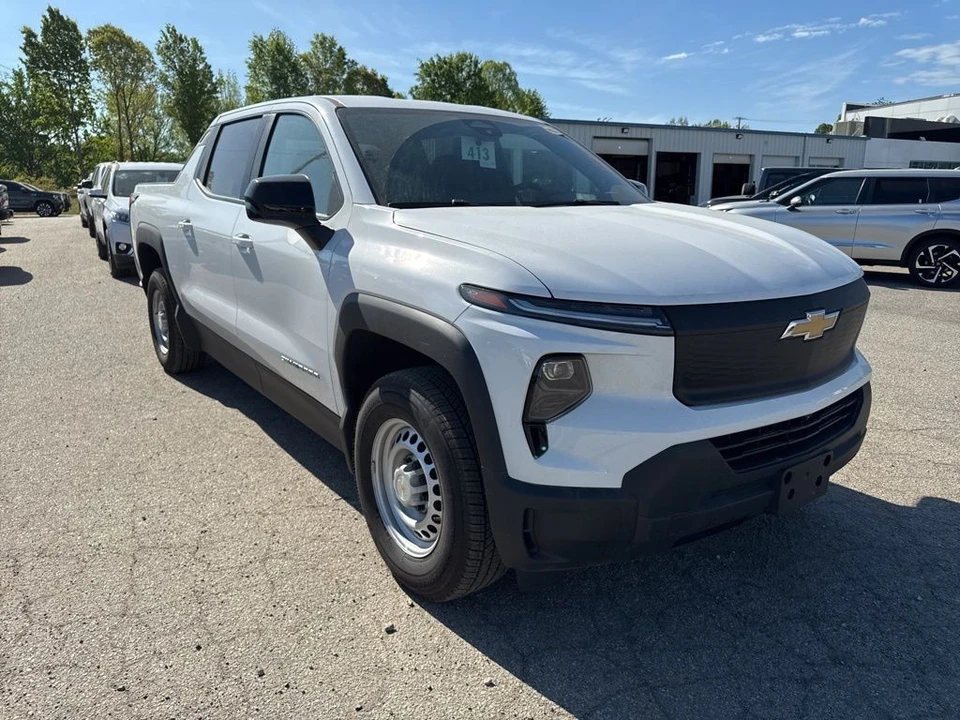 2024 Chevrolet Silverado - Image 4 of 7