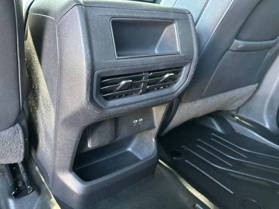 2024 Chevrolet Silverado - Image 31 of 31