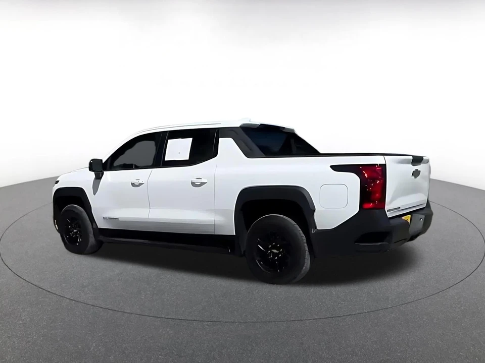 2024 Chevrolet Silverado - Image 16 of 31