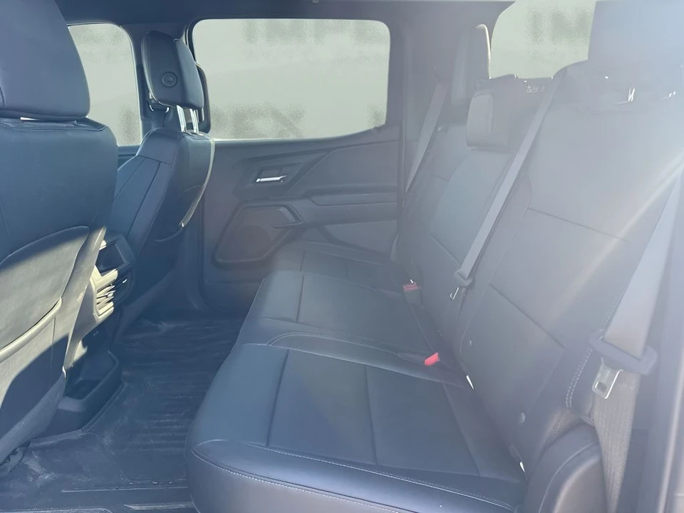 2024 Chevrolet Silverado - Image 10 of 15