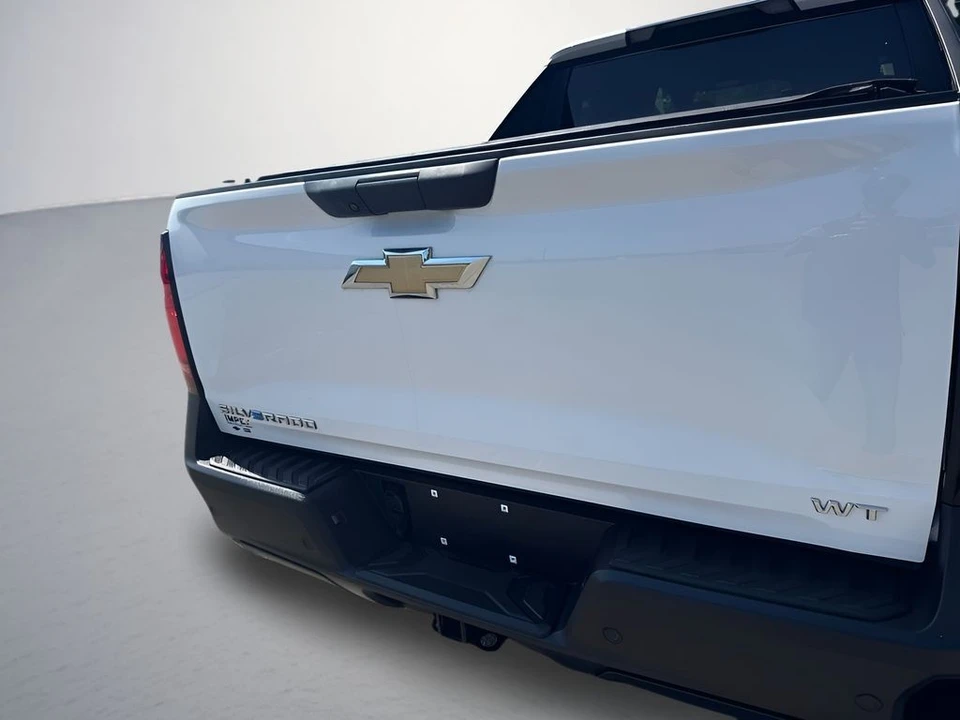 2024 Chevrolet Silverado - Image 31 of 31