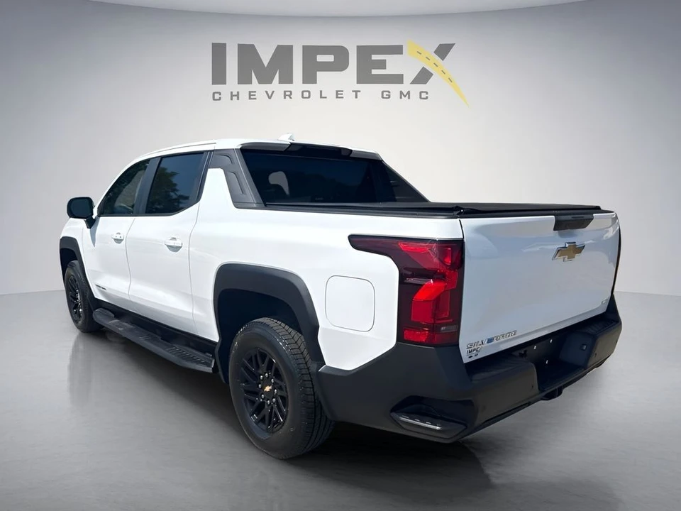 2024 Chevrolet Silverado - Image 3 of 31