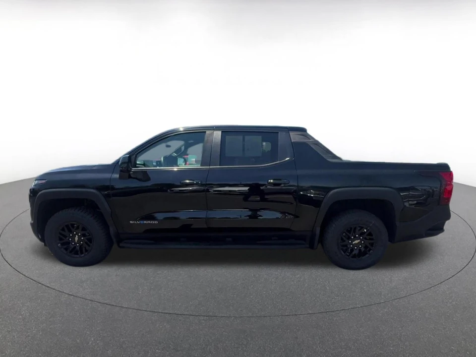 2024 Chevrolet Silverado - Image 11 of 31