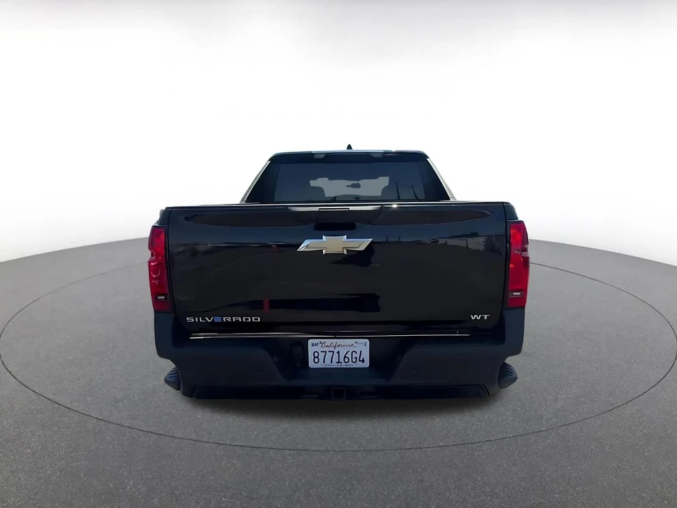 2024 Chevrolet Silverado - Image 14 of 31