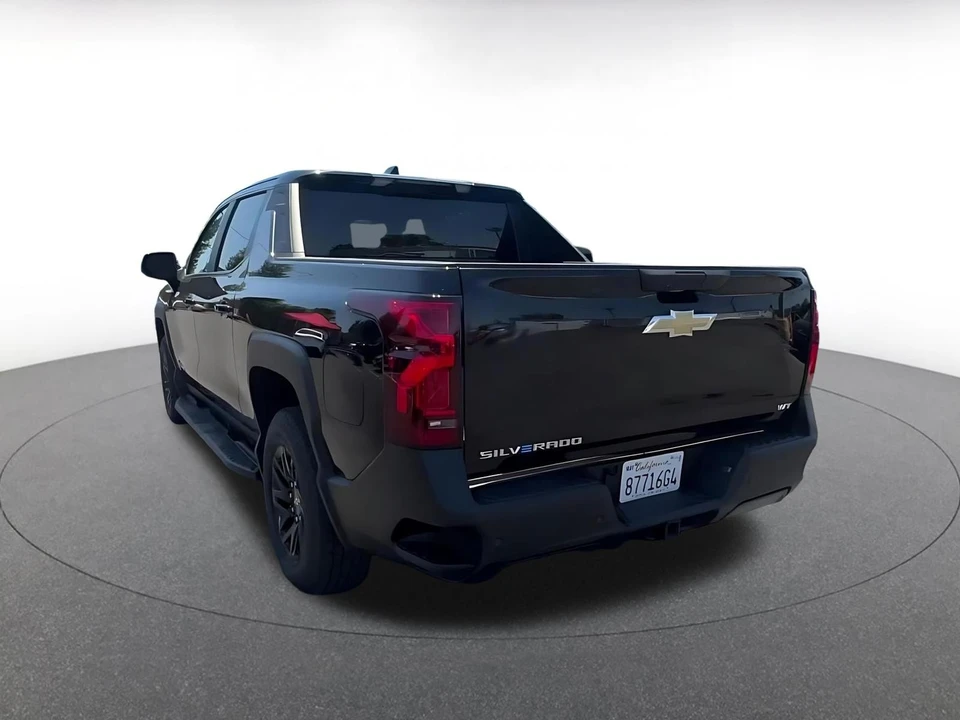 2024 Chevrolet Silverado - Image 13 of 31