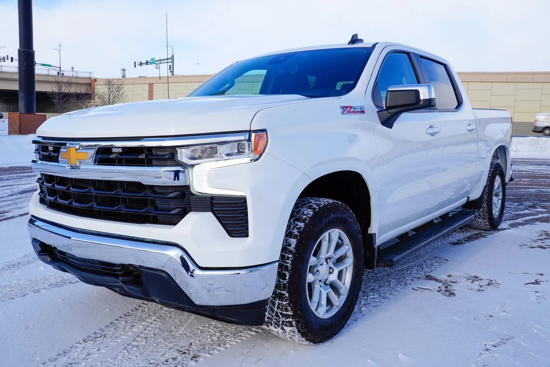 2024 Chevrolet Silverado 4th Gen - Image 8 of 21