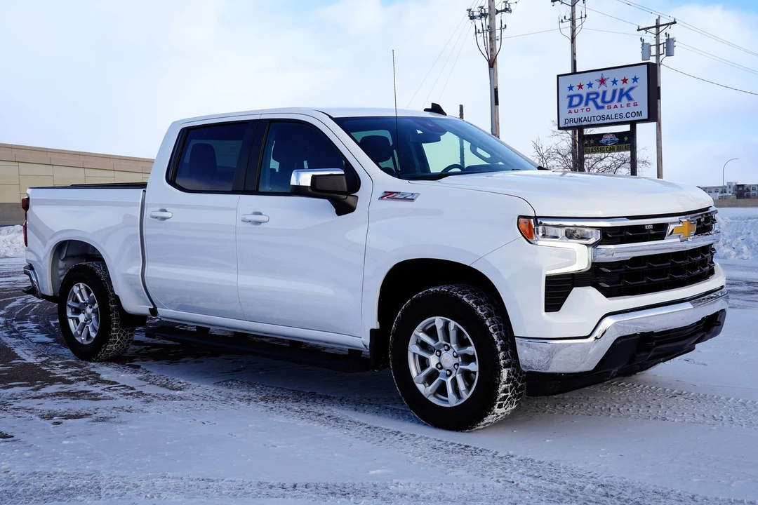 2024 Chevrolet Silverado 4th Gen - Image 10 of 21