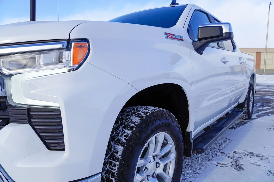 2024 Chevrolet Silverado 4th Gen - Image 20 of 21