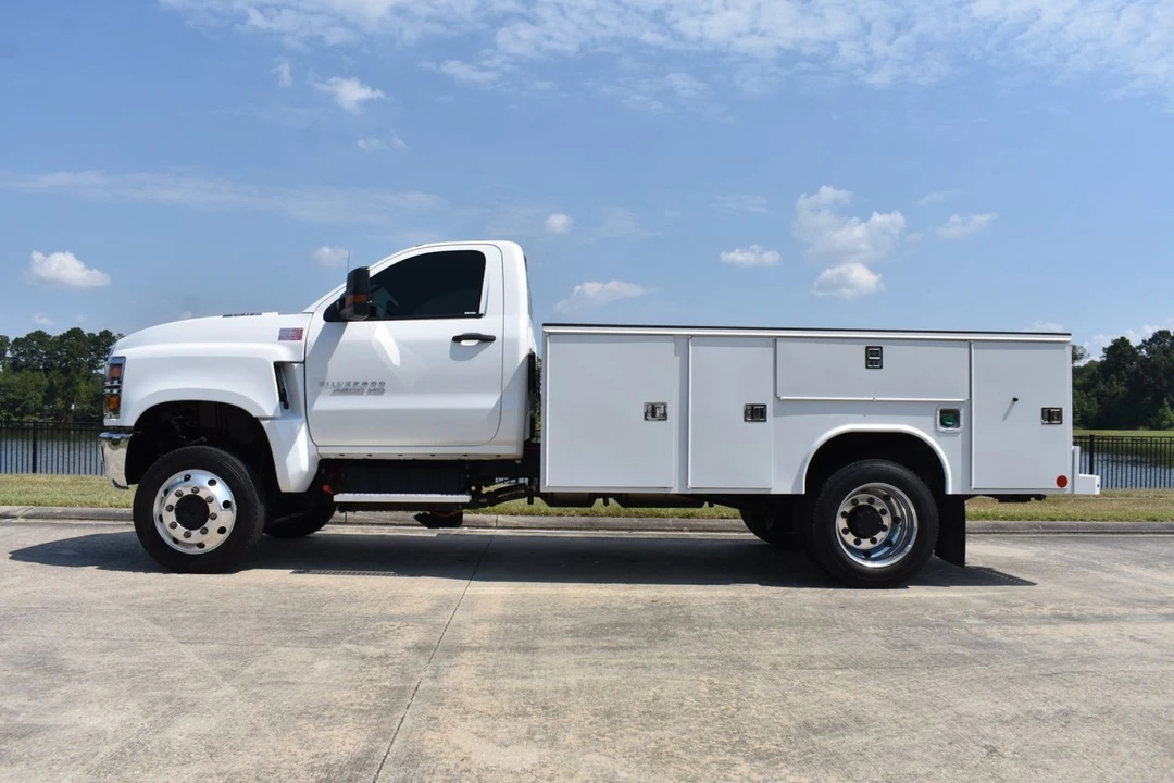 2024 Chevrolet Silverado Heavy Duty 4th Gen - Image 8 of 31