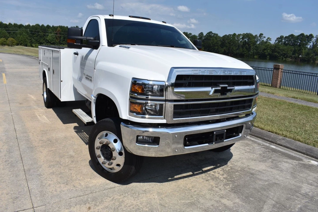 2024 Chevrolet Silverado Heavy Duty 4th Gen - Image 2 of 31