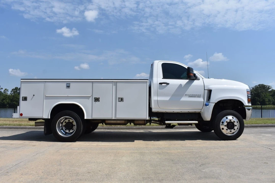 2024 Chevrolet Silverado Heavy Duty 4th Gen - Image 3 of 31