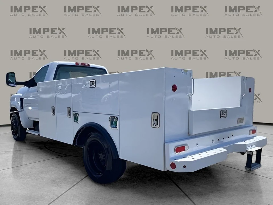 2024 Chevrolet Silverado Heavy Duty 4th Gen - Image 8 of 31