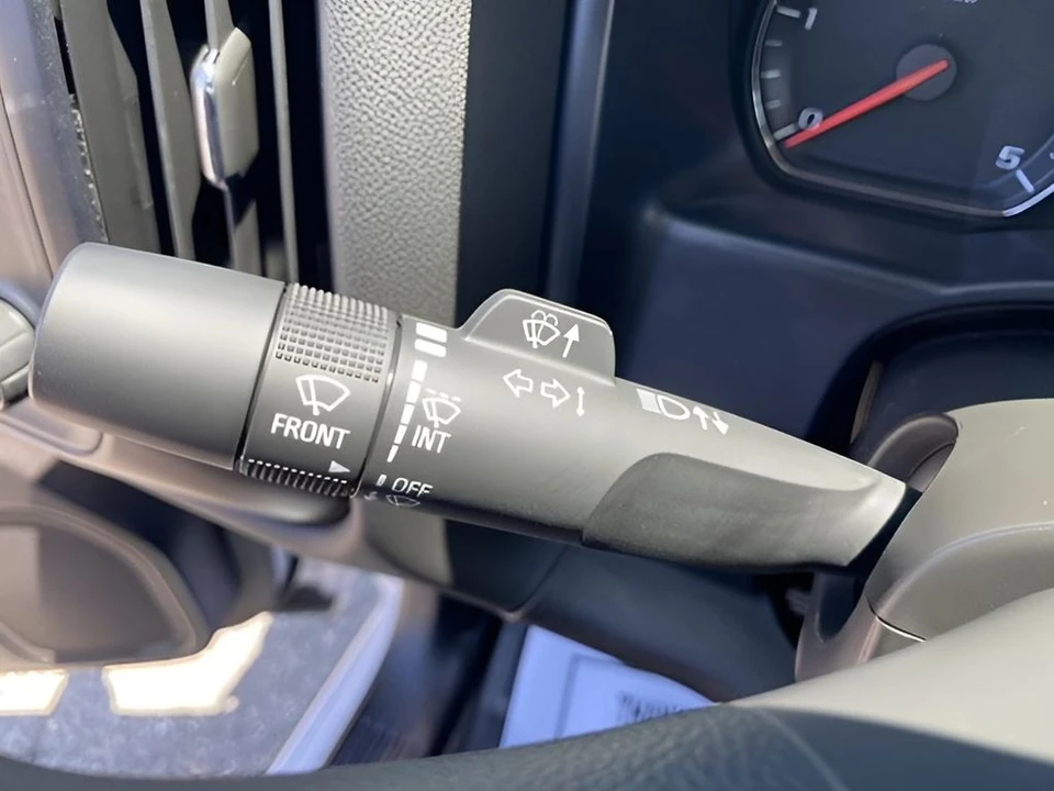2024 Chevrolet Silverado Heavy Duty 4th Gen - Image 27 of 31