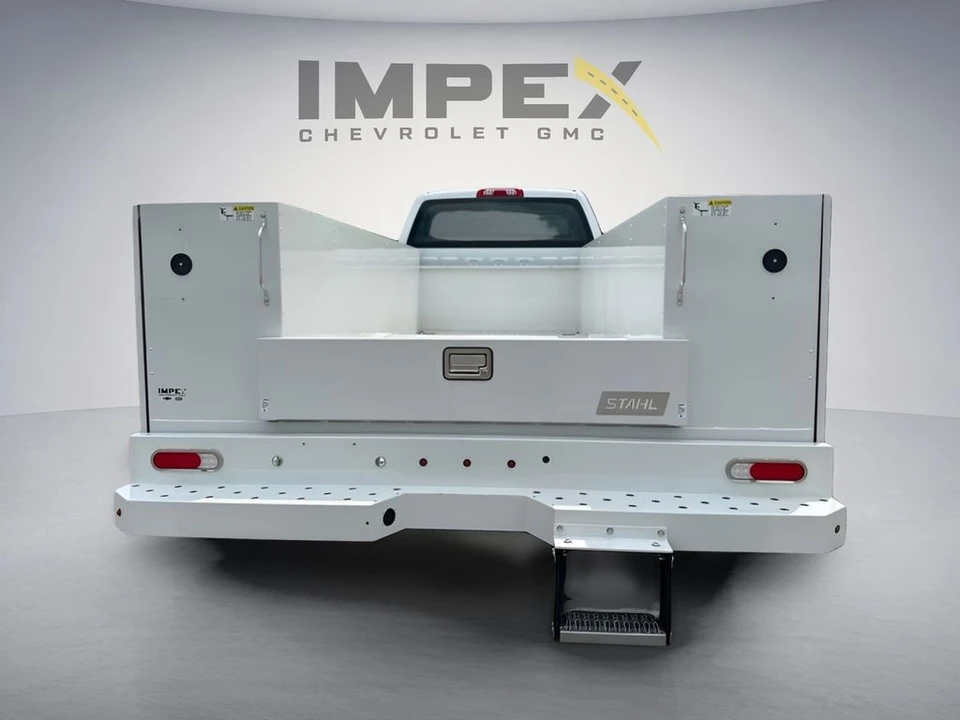 2024 Chevrolet Silverado Heavy Duty 4th Gen - Image 10 of 31