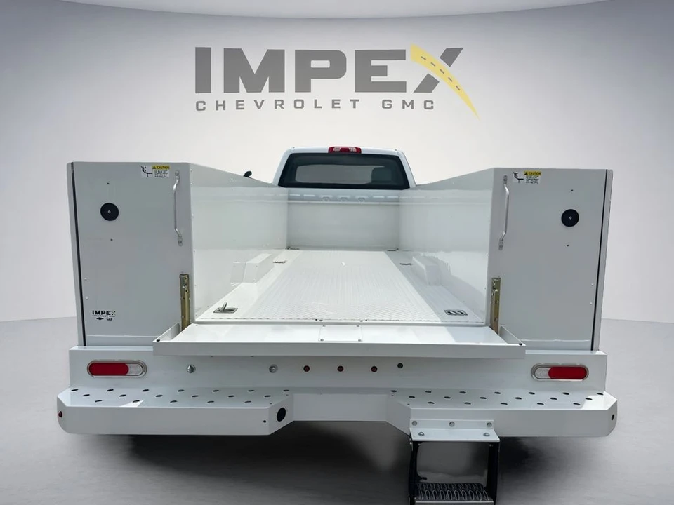 2024 Chevrolet Silverado Heavy Duty 4th Gen - Image 11 of 31