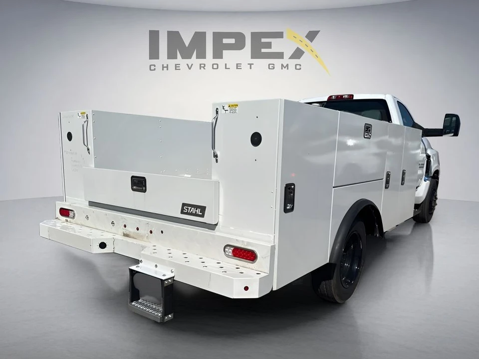 2024 Chevrolet Silverado Heavy Duty 4th Gen - Image 12 of 31